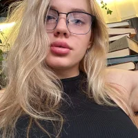 Dakota_Elyse's Avatar Pic