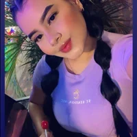 briana_thomson1's Profile Pic