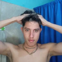 Twink2003's Profile Pic