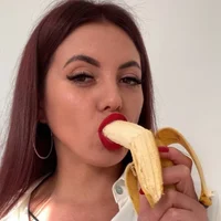 Gambar Profil Marivaya