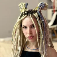 viksari's Profile Pic