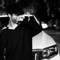 uzaar's Profile Pic