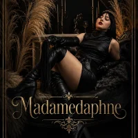 Ảnh Đại Diện Madamedaphne_