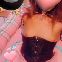 eva-quenne-anal Adlı Modelin Avatarı