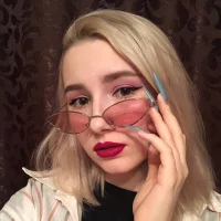 RondaFinch's Avatar Pic