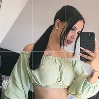 Ariarose7's Profile Pic