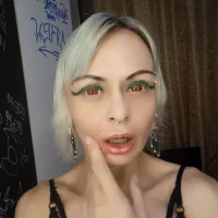 Jennie_Lora