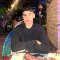 รูปอวาตาร์ของ SebastianReed_