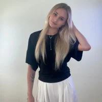 Профилна снимка на DorineOrser