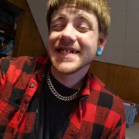 nesrage's Profile Pic