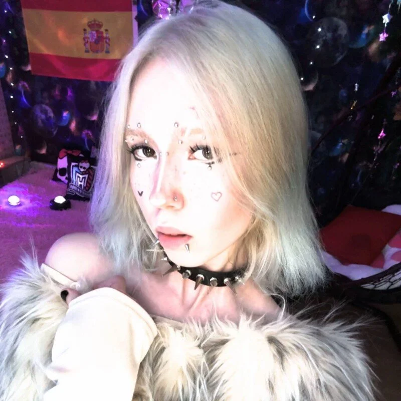 lonely_bunny profile photo