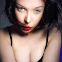 mistress_viのアバター写真