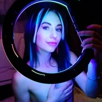 Профилна снимка на LittleRosseX