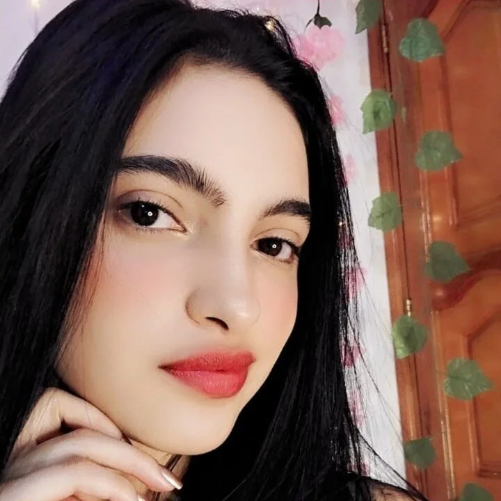 rose_thompson19 Stripchat profile image
