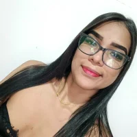 Mariana232301's Profile Pic