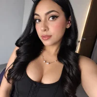 MiaStarts' Avatar Pic