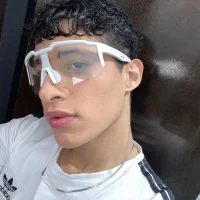 YOUNG_GUYS1 頭像圖片