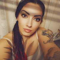 KatrinaSims' Avatar Pic