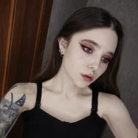 yumi_neko Φωτ, Προφίλ