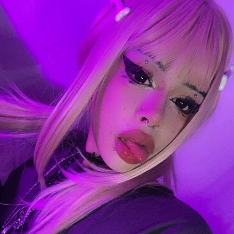 badfairy Stripchat profile image