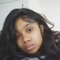 Strawberrybae_21 的个人资料图片