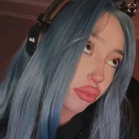 Esmeraldaaa's Avatar Pic