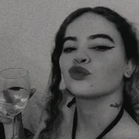 Valeeriia's Profile Pic