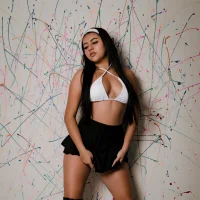 MiaaQueenn's Avatar Pic