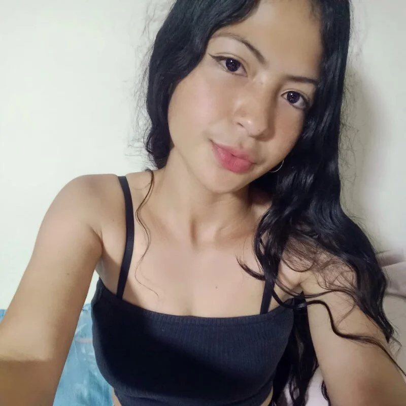 zoe_castillo1 Stripchat profile image