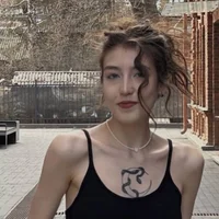 KayEssen's Profile Pic