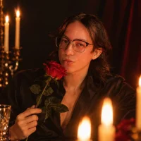 Аватар SnowyUwU