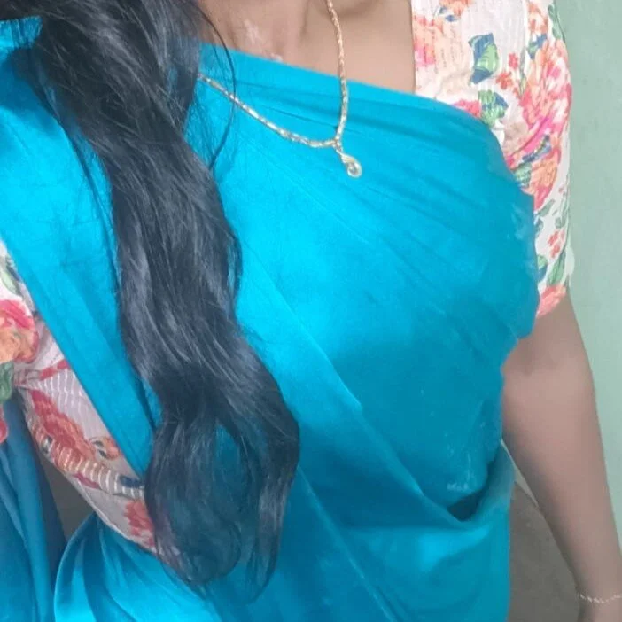 YALINITWO7_TAMIL profile photo