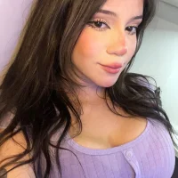 NinaBluemoon's Profile Pic
