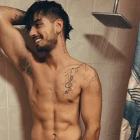 davinci974 avatar - live cam performer on MySuperHot