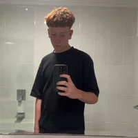 รูปโปรไฟล์ของ sam_king123