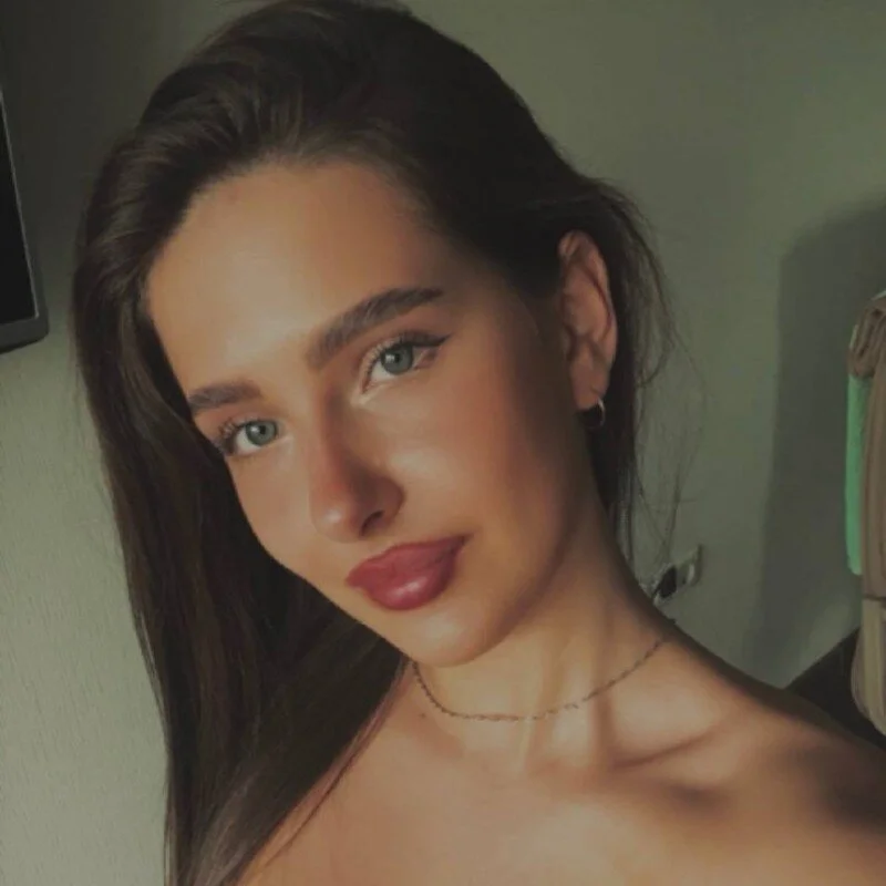 Bella__Kallen