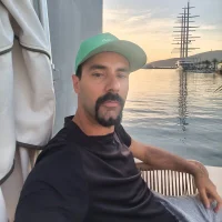 Latinbrobr webcam