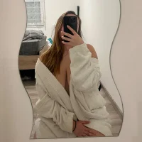 Rose__miss's Profile Pic