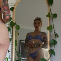 VeroniqueVaughn অবতার ছবি