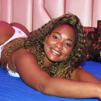 NahomyLex's Profile Pic