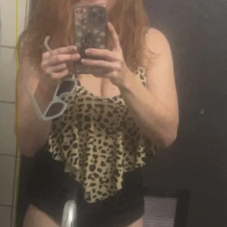 RedWettWonder profile photo