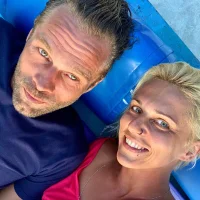 island_naughties's Profile Pic