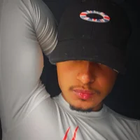 Johnatan421's Profile Pic