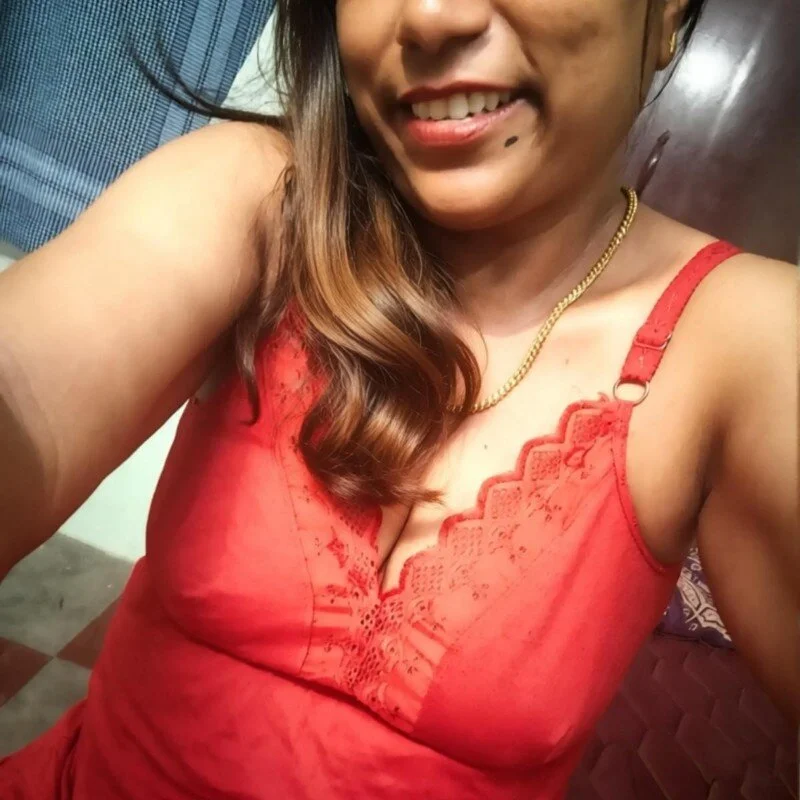 tamilponnusilk profile photo