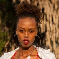 TianaRay@xhs profilbillede