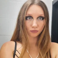 SofiaVaan Poză de profil