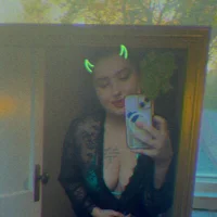 Ảnh Đại Diện Kayliee420