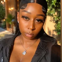 goldypeach's Avatar Pic