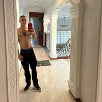 Einsteiin's Profile Pic