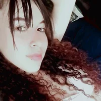petite_white18's Profile Pic